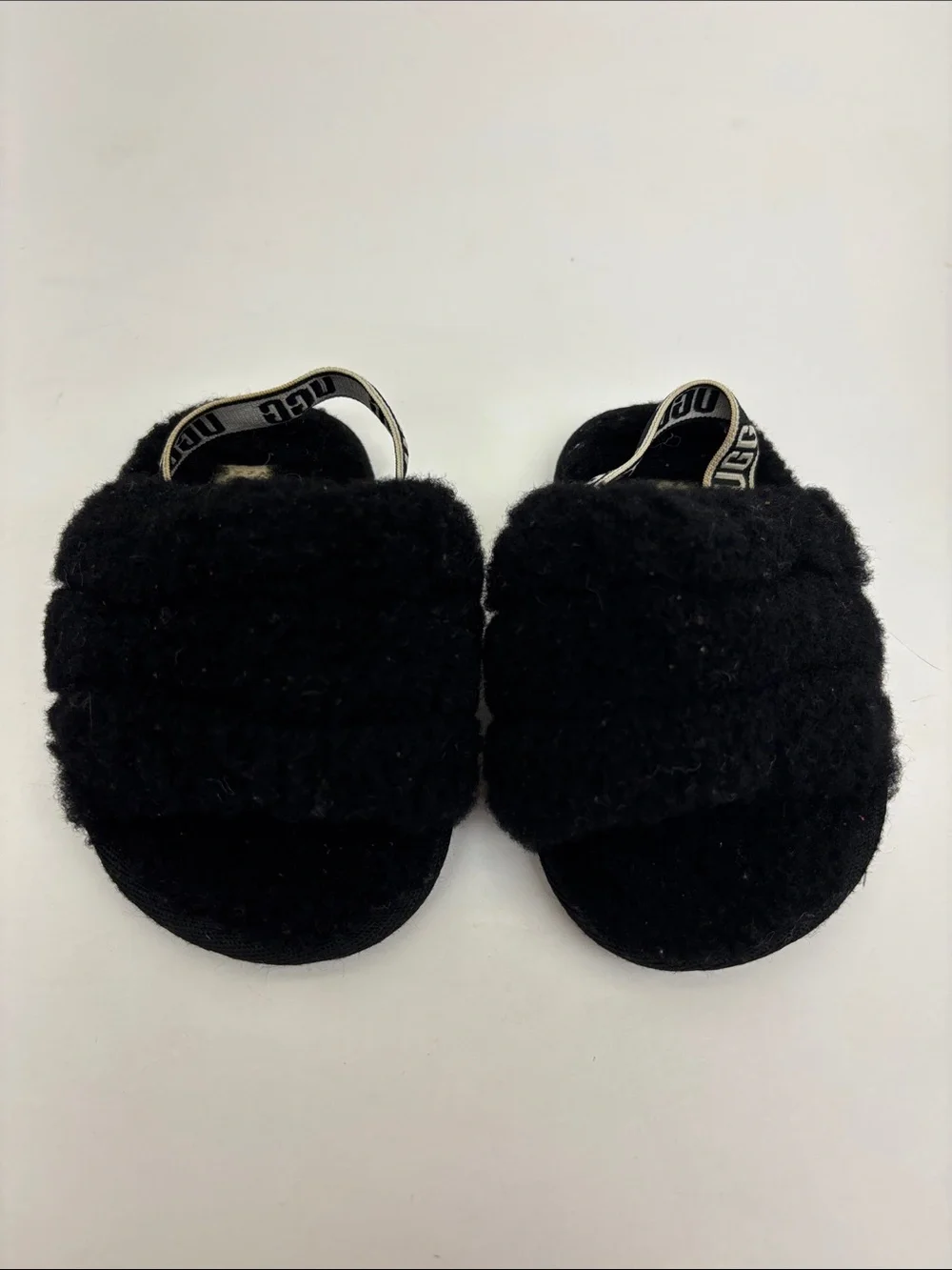 UGG Black Plush baby’s Slide Slipeers with Branded Heel Strap, SZ 04/05, box 73